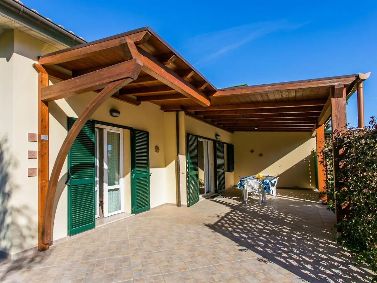 Holiday home Locazione Turistica Straccoligno-2 Villa Capoliveri