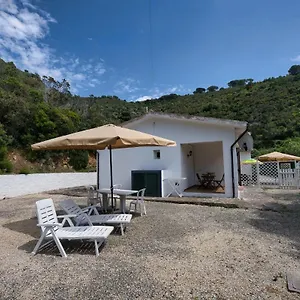 Alloggi Del Mirto A Morcone - Goelba Ferienhaus